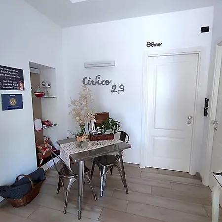 Civico29 & Breakfast Bed & Breakfast Como