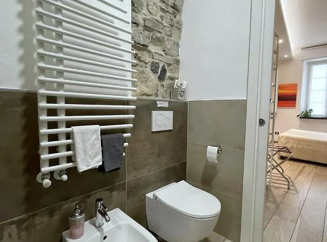 Civico29 & Breakfast 코모